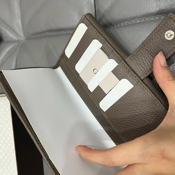 Brand New With Box Gucci Leather Continental Wallet Gray - Picture 9 of 10
